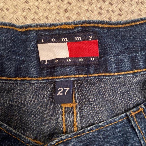 Tommy jean shorts size 27 - Picture 2 of 3